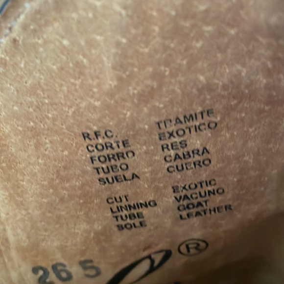 Rustic Square Toe Genuine Leather Floral Embroidered Cowboy Boots - Picture 6 of 6